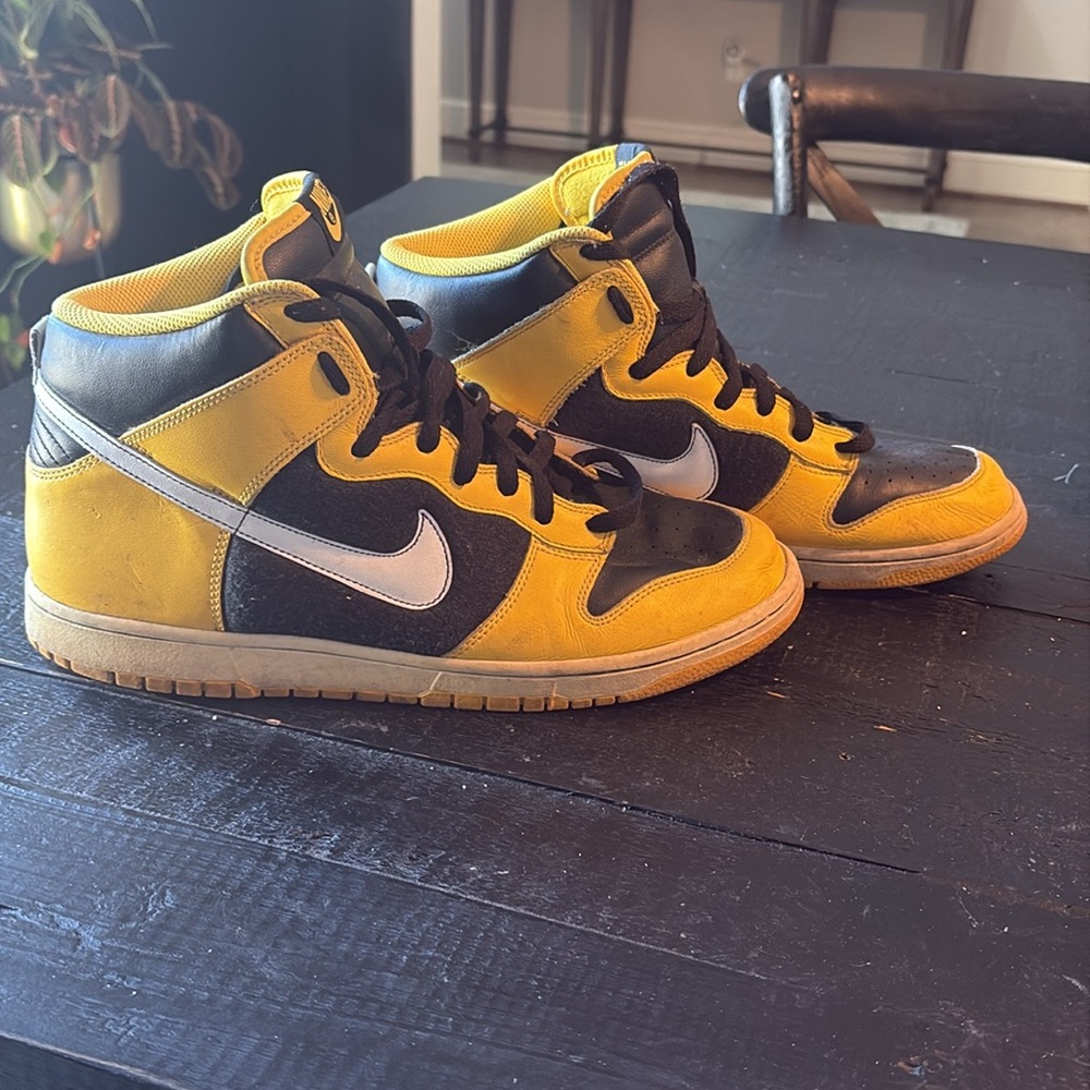 Nike Dunk High - image 2